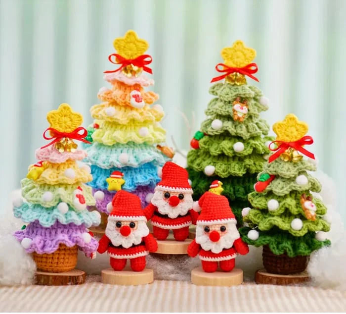 💖Handmade Santa, Mini Tree & Festive Decor – apoping